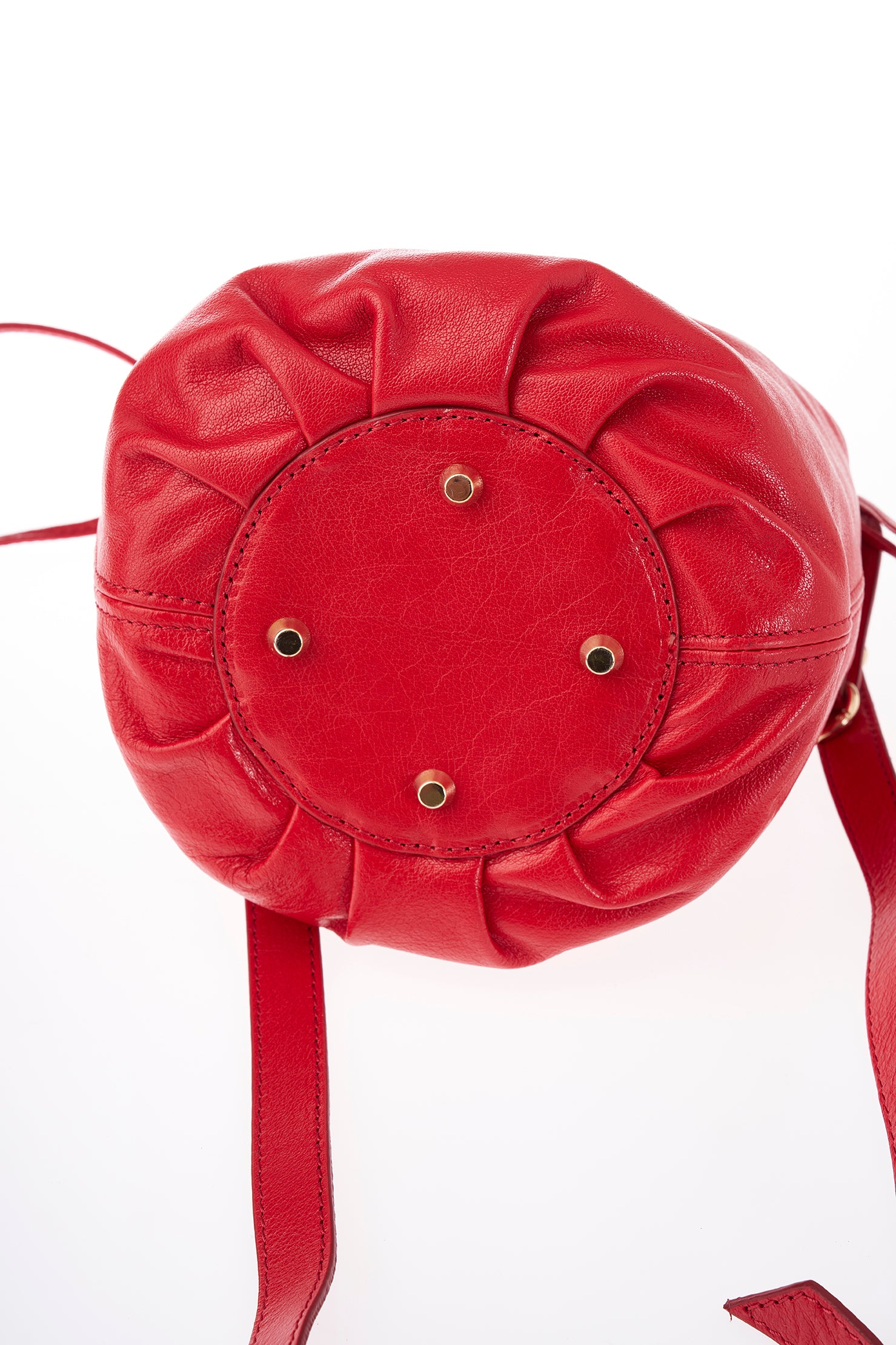 THE ICONIC BUCKET BAG FOR CHILI®